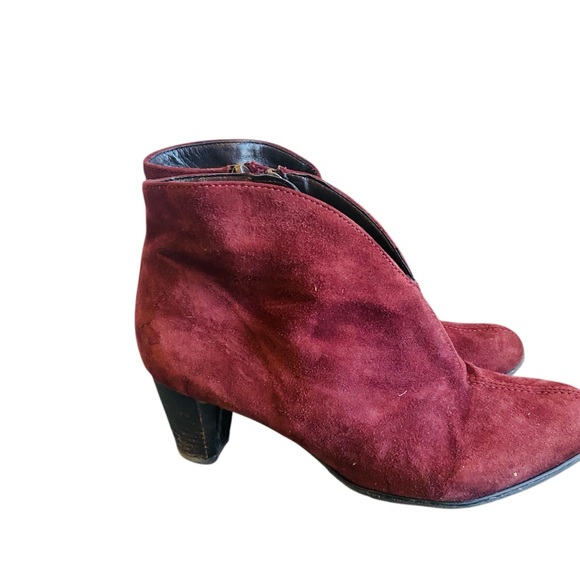 ARA LUFTPOLSTER Burgundy Red Suede Heeled Front Slit Booties - Picture 2 of 8